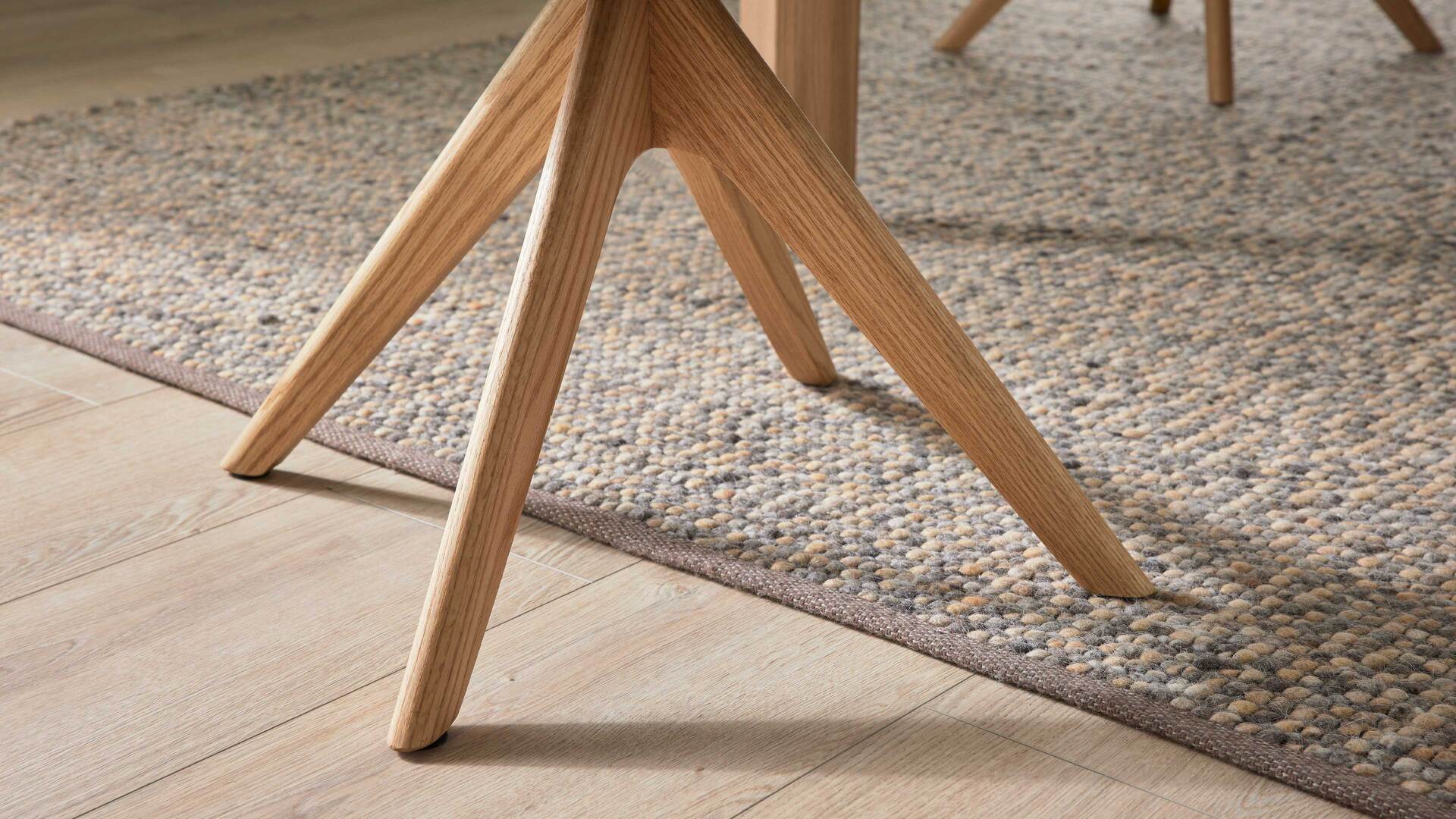 Interliving Esszimmer Serie 5102 – Armlehnstuhl