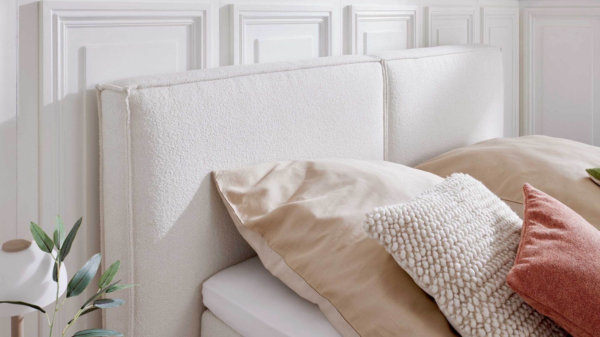 Interliving Boxspring Bett Serie 1421
