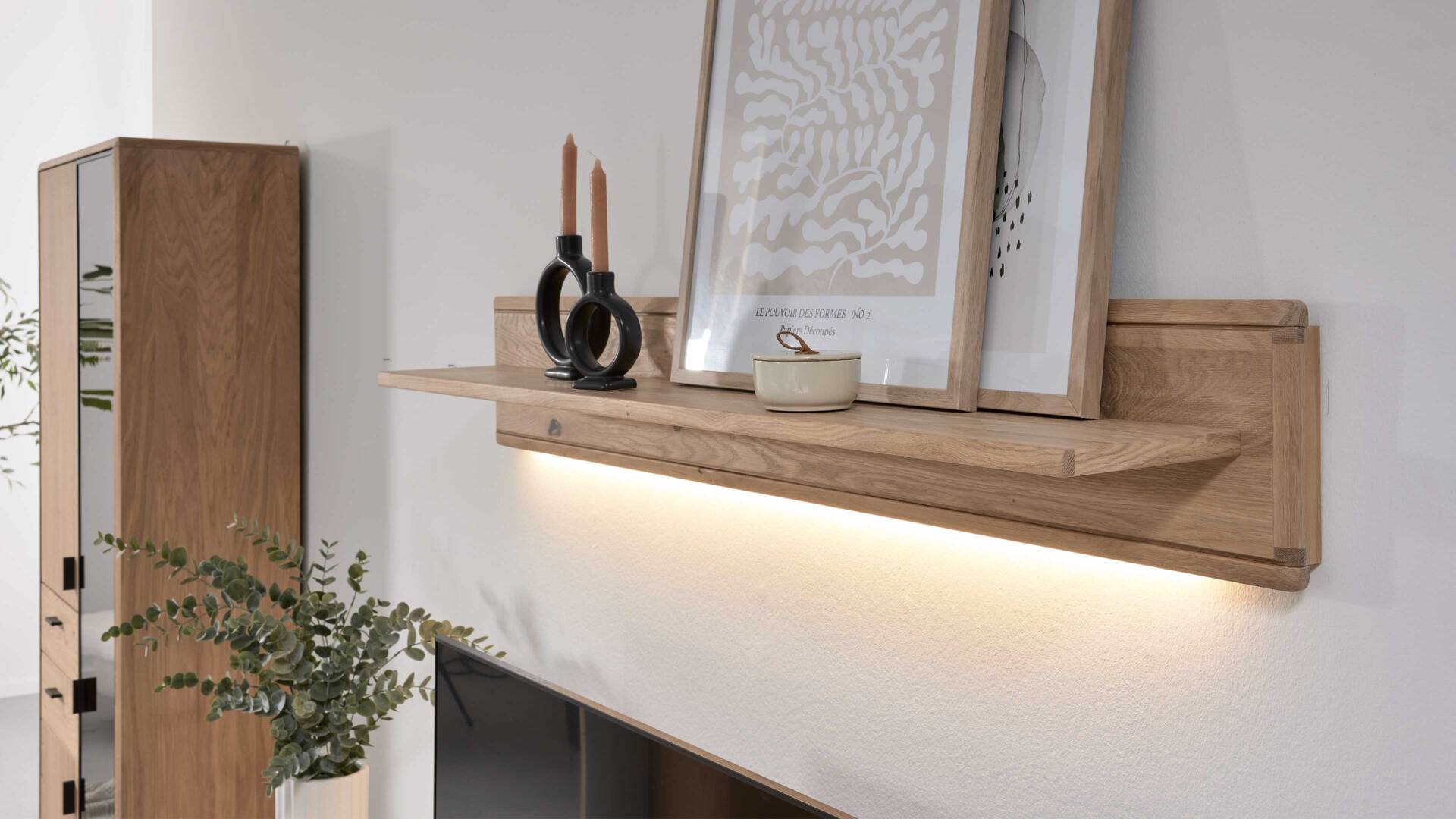 Interliving Wohnzimmer Serie 2024 - Wandregal