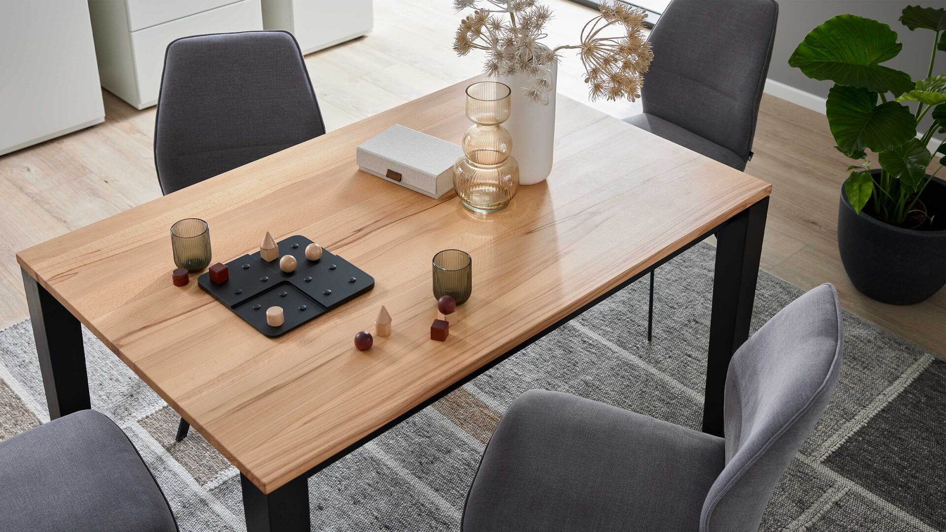 Interliving Esszimmer Serie 5102 – Auszugtisch