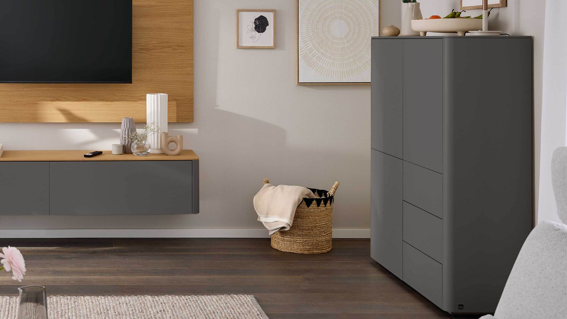 Interliving Wohnzimmer Serie 2035 - Highboard