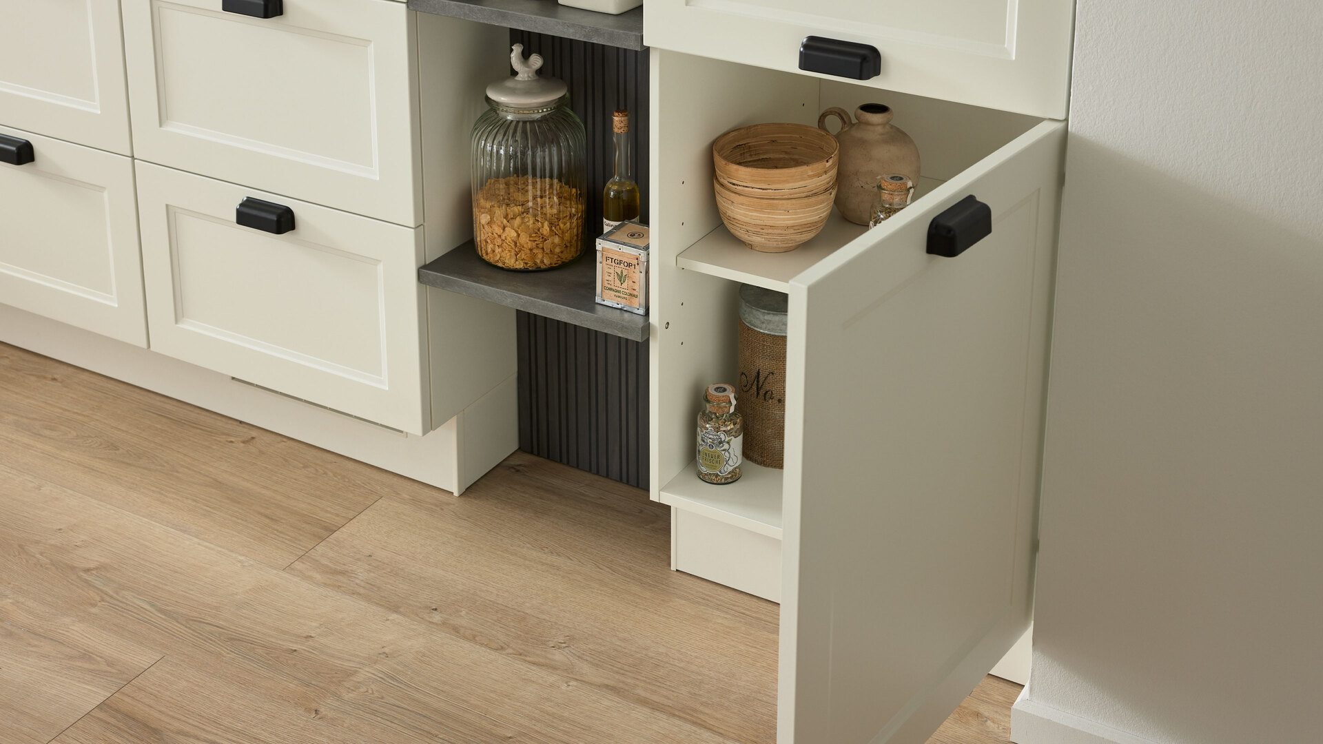 Culineo® Einbauküche C684 mit Einbaugeräten