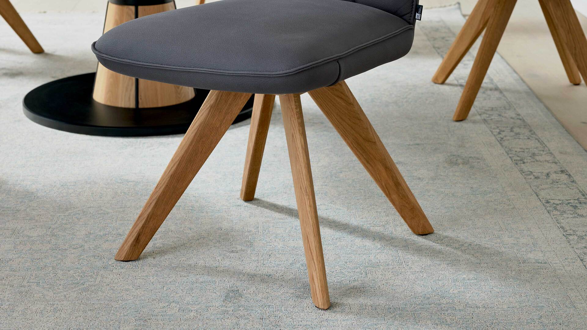Interliving Esszimmer Serie 5102 – Polsterstuhl