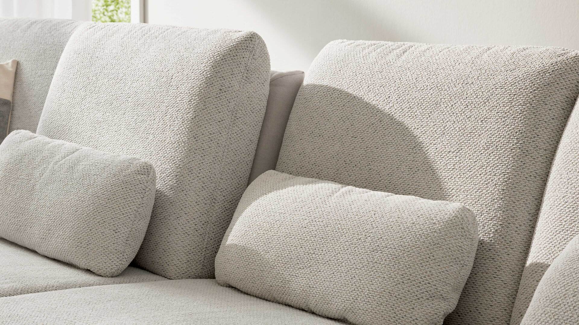 Interliving Sofa Serie 4304 – Sitztiefenverstellung